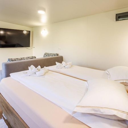 Mobile House Vegov Hram Hotell Dol pri Ljubljani Exteriör bild